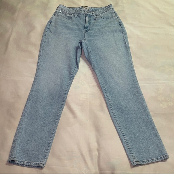 Madewell- The Curvy Perfect Vintage Jean Size 30 Light Merle Wash 90s Straight - Picture 2 of 10